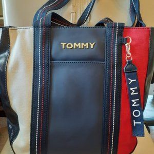 Tommy Hilfiger Tote